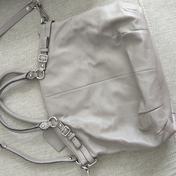 Coach shoulder handbag - Picture 2 of 11